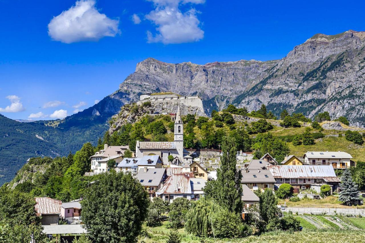 L'Auberge Saint-Vincent-les-Forts Ngoại thất bức ảnh